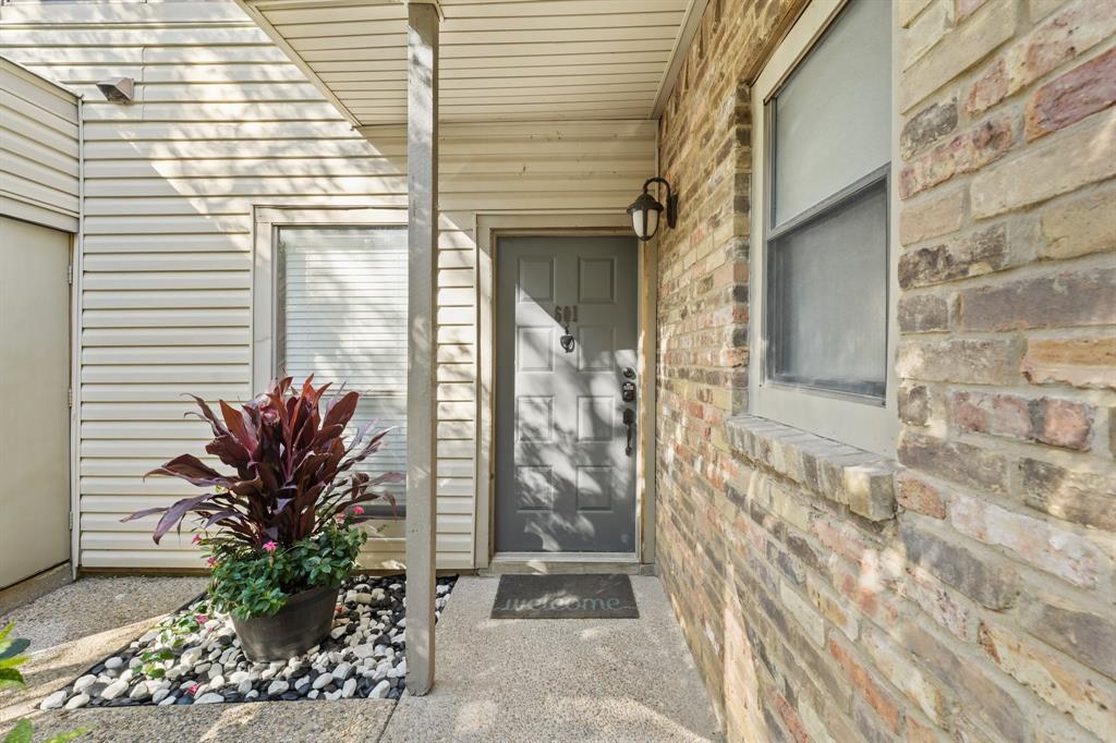 Oaks On The Bend Condos Ph 01-04 - Residential