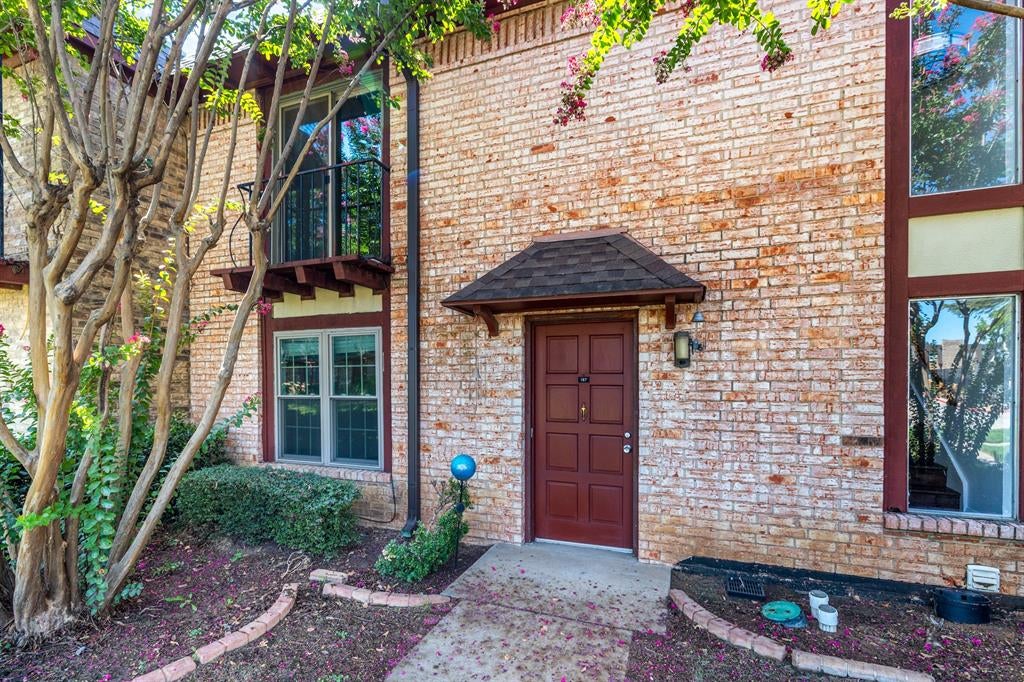 1821 E Grauwyler Road 187