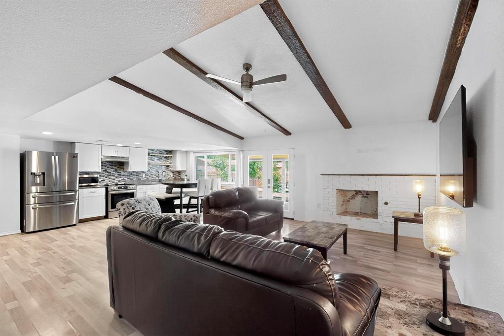 2801 Emberwood Drive