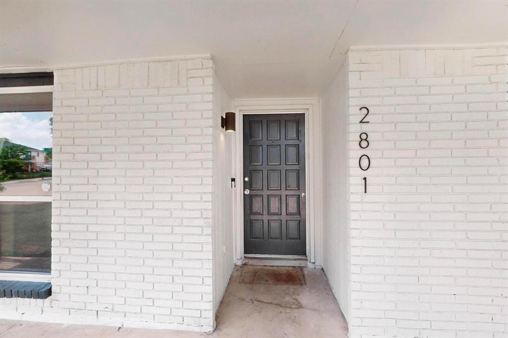 2801 Emberwood Drive