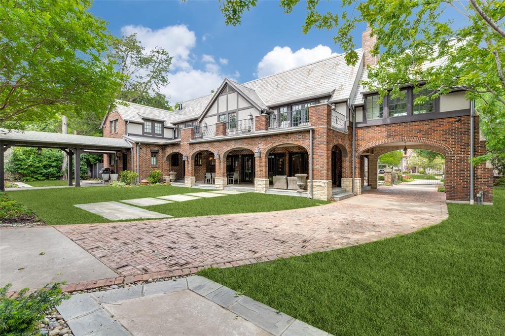 Country Club Estates - Residential