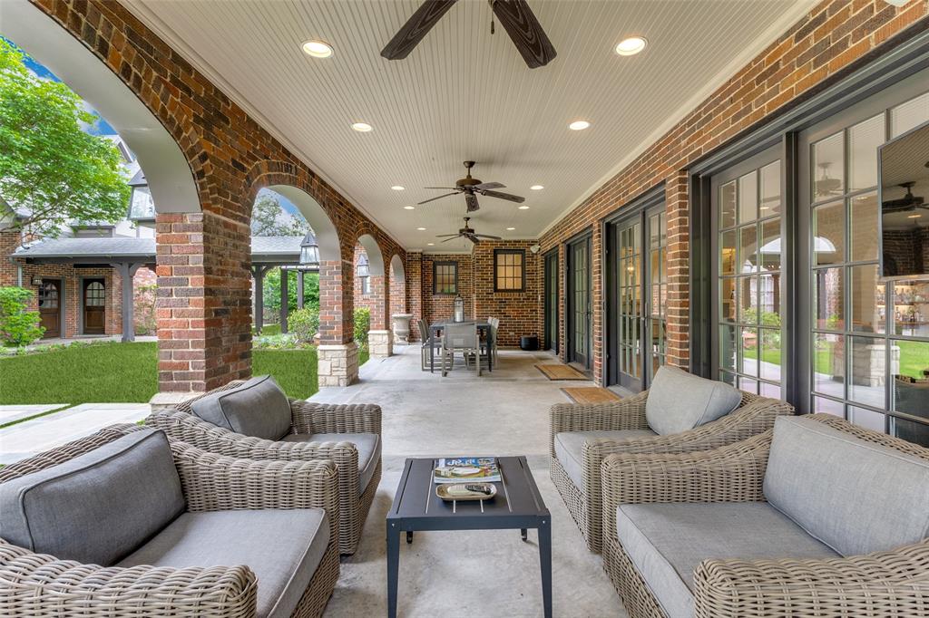 Country Club Estates - Residential