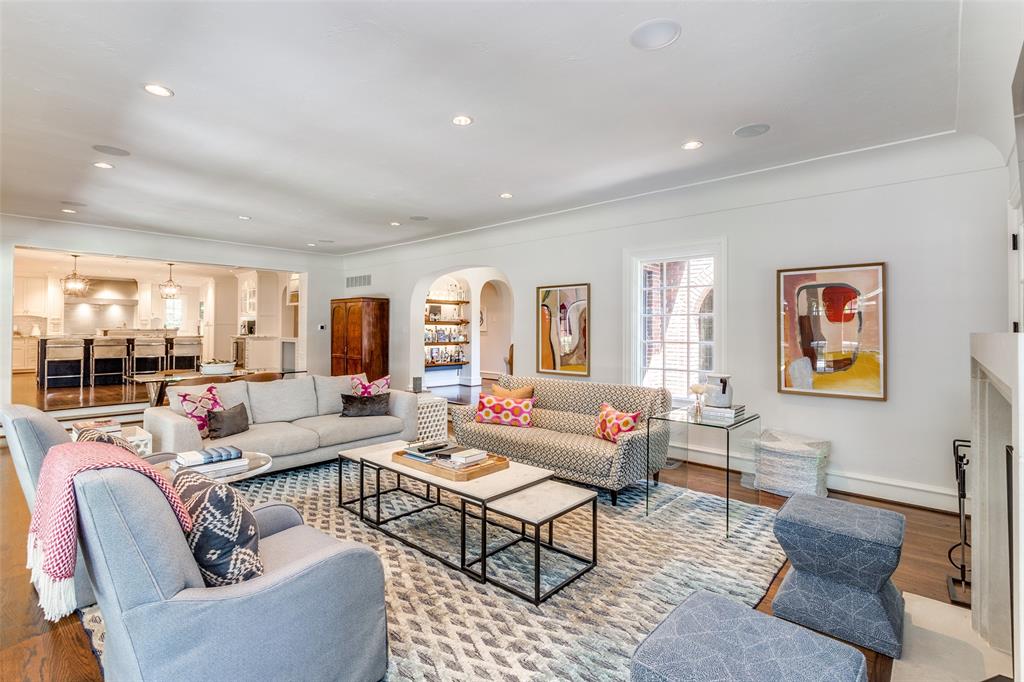 Country Club Estates - Residential