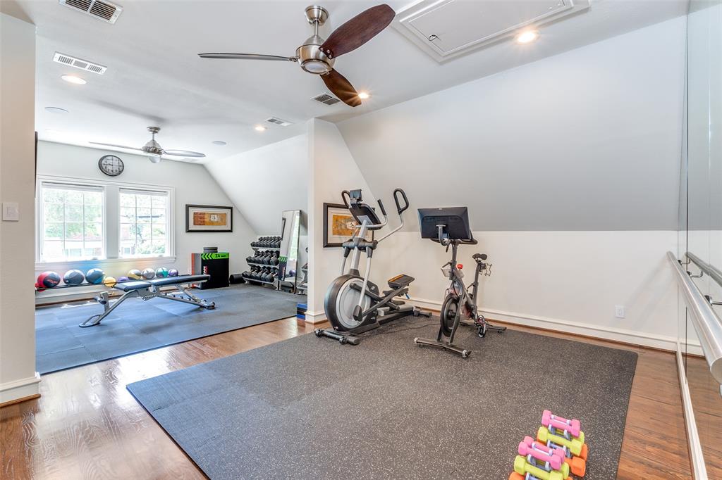 Country Club Estates - Residential