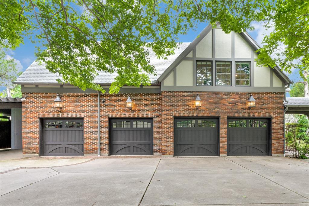 Country Club Estates - Residential