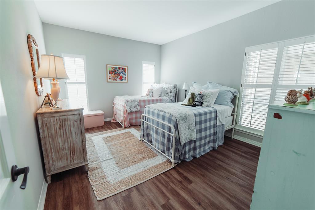 Fountain Royale Orleans W - Residential