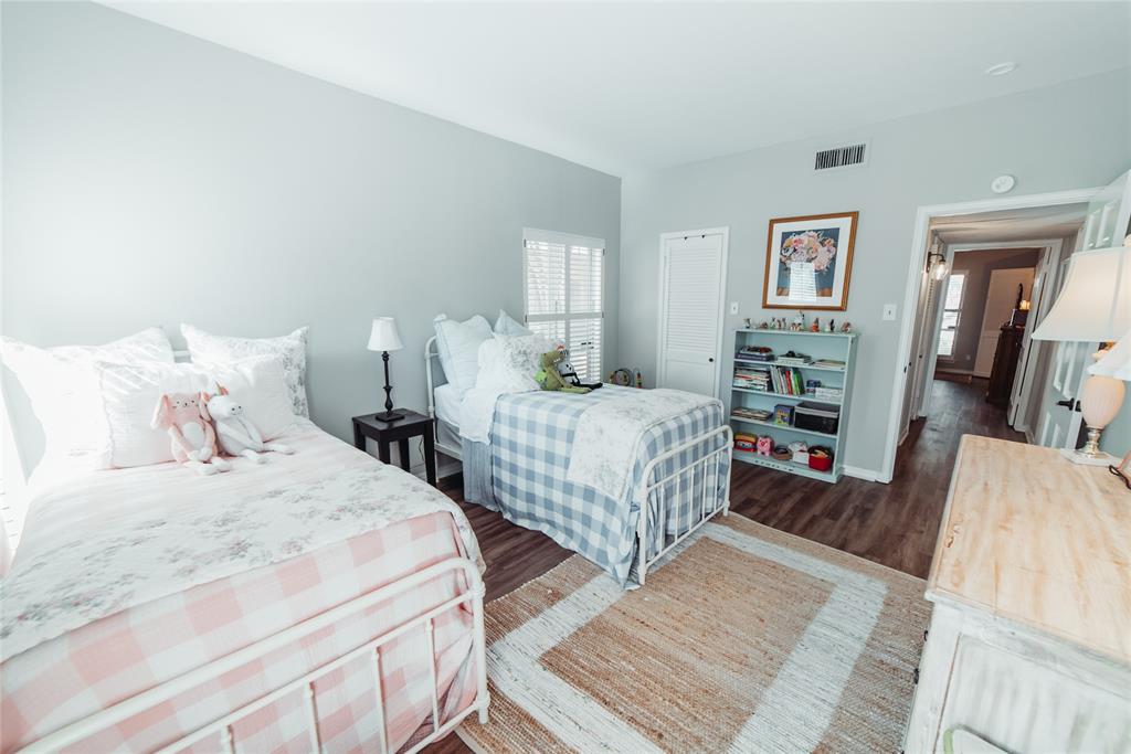 Fountain Royale Orleans W - Residential