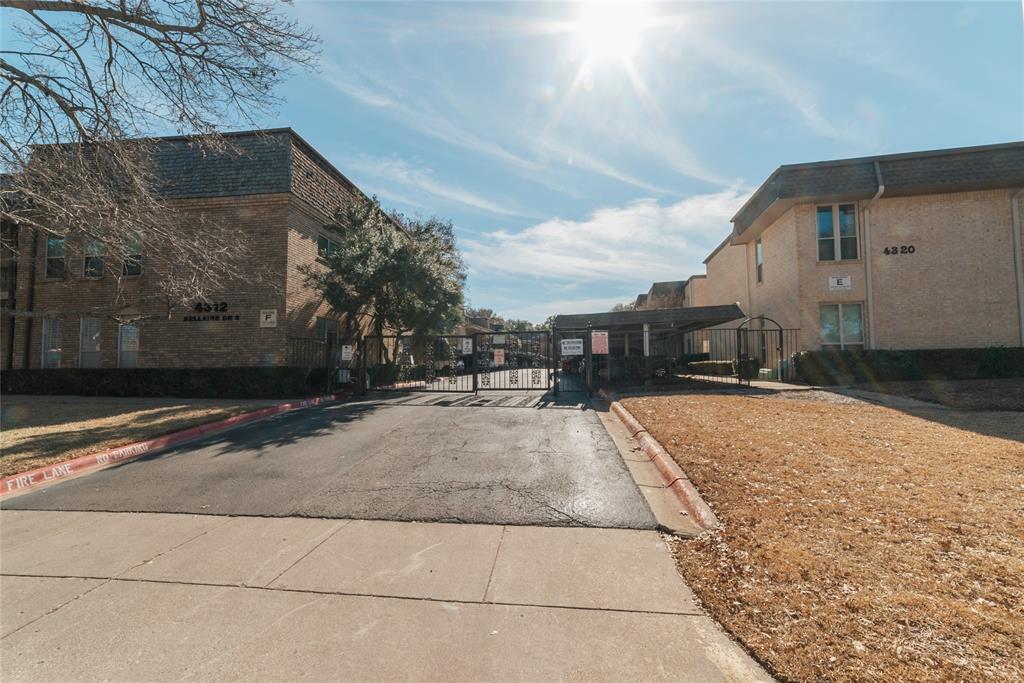 Fountain Royale Orleans W - Residential