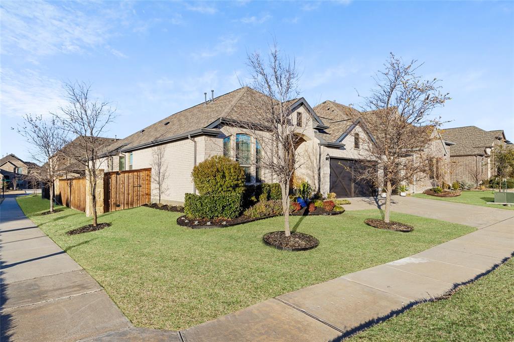 3530 Ridgecross Drive