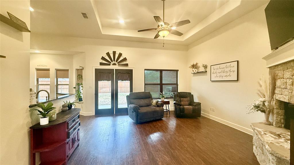 1505 Cross Oaks Court