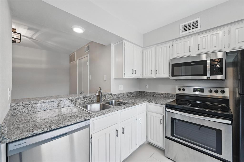 14800 Enterprise Dr 17A