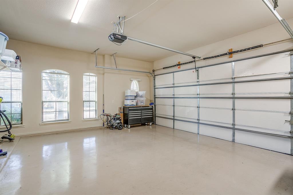 ENCLAVE OF SHADY VALLEY - Residential