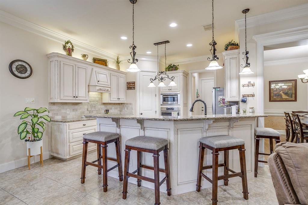 ENCLAVE OF SHADY VALLEY - Residential