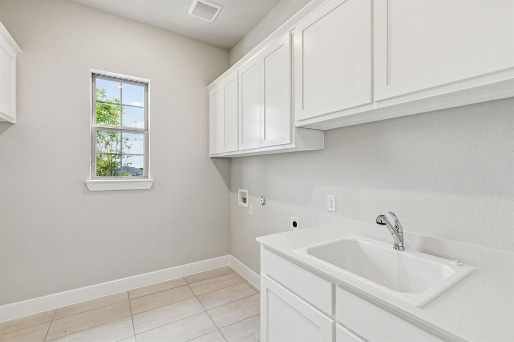 Lakeway Estates - Residential