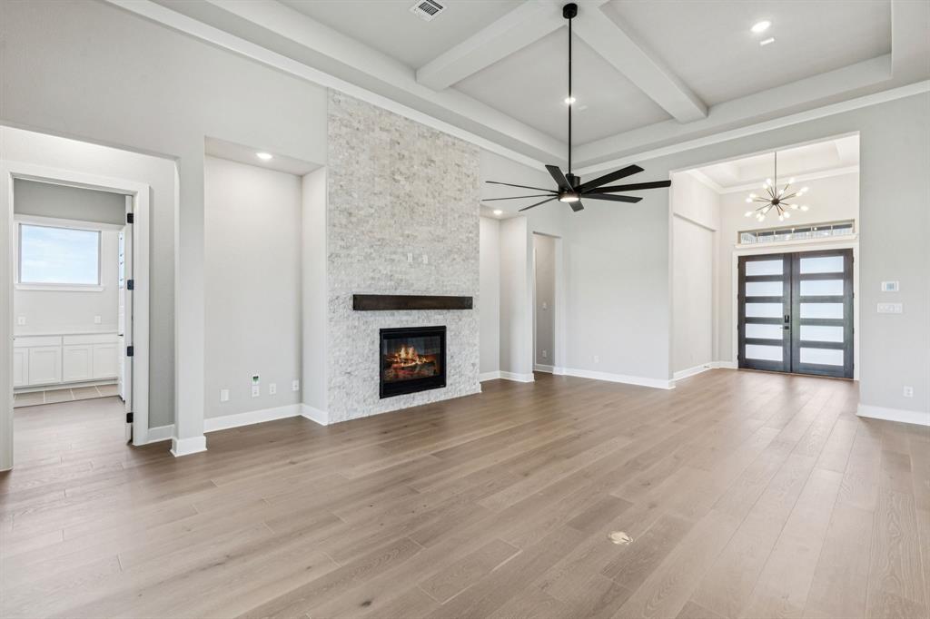 Lakeway Estates - Residential