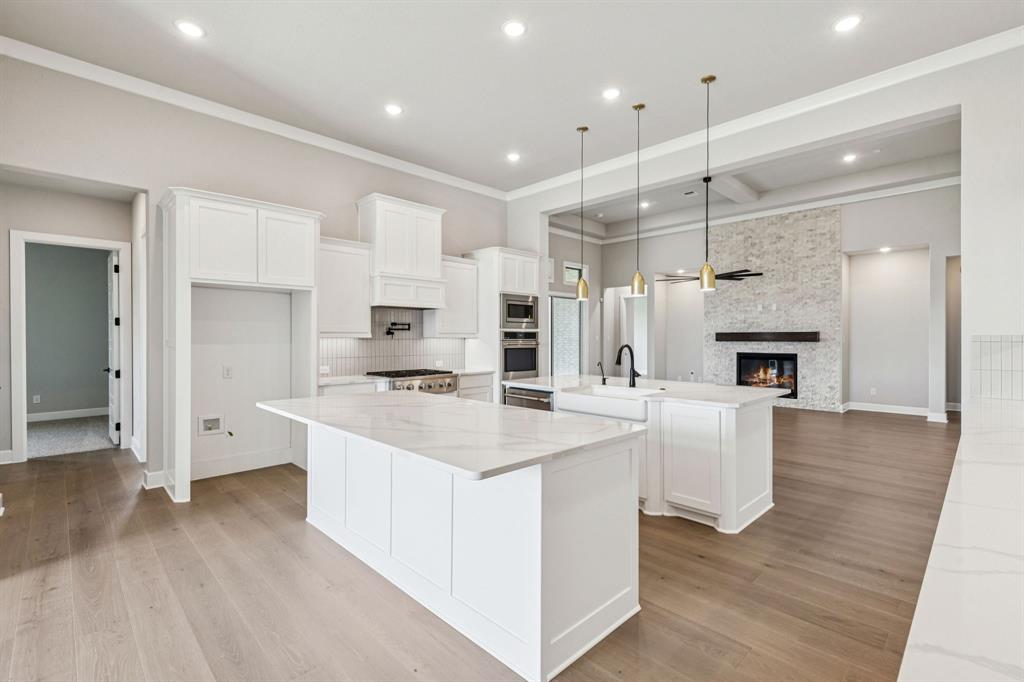 Lakeway Estates - Residential