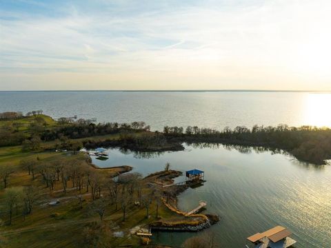 Photo of 674 Briggs Boulevard, East Tawakoni, TX 75472 (MLS # 21148630)