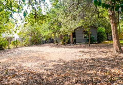 Tiny photo for 2832 Milam Street, Fort Worth, TX 76112 (MLS # 21396637)