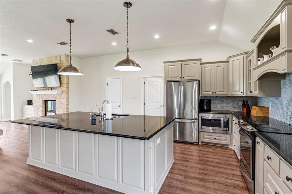 Decatur, Texas 76234, United States, 3 Bedrooms Bedrooms, ,2 BathroomsBathrooms,Residential,Active,165349