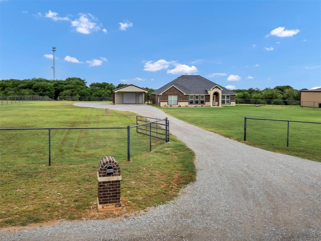860 County Road 2425