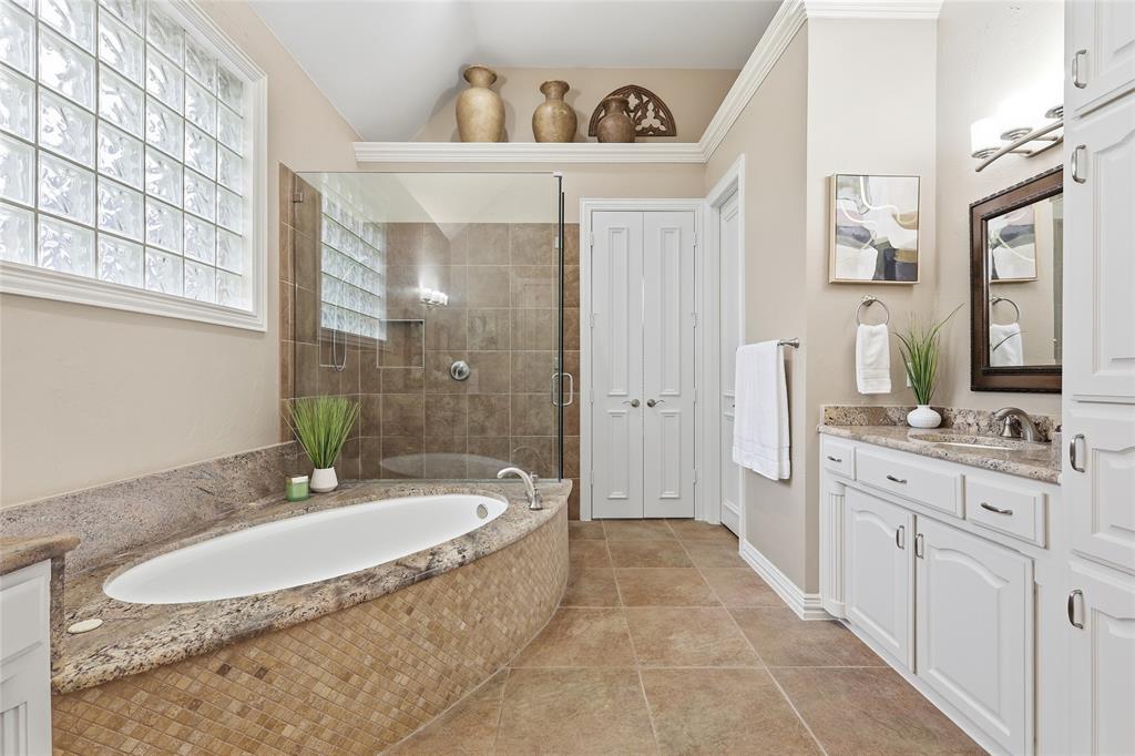 Colleyville, Texas, 76034, United States, 5 Bedrooms Bedrooms, ,6 BathroomsBathrooms,Residential,Active,2044987