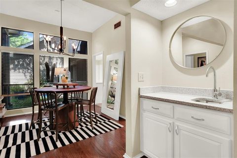 Tiny photo for 2510 Lake Bend Terrace, Carrollton, TX 75006 (MLS # 21066434)