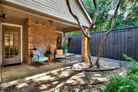 Tiny photo for 2510 Lake Bend Terrace, Carrollton, TX 75006 (MLS # 21066434)