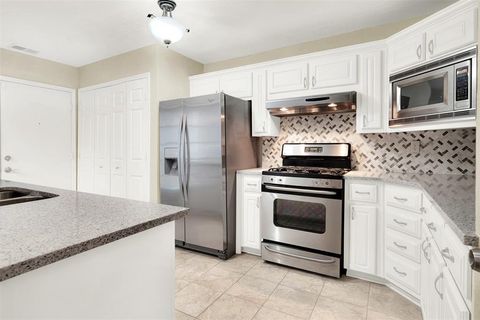 Tiny photo for 2510 Lake Bend Terrace, Carrollton, TX 75006 (MLS # 21066434)