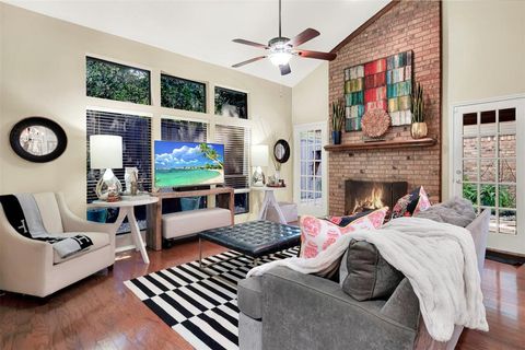 Tiny photo for 2510 Lake Bend Terrace, Carrollton, TX 75006 (MLS # 21066434)