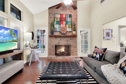 Tiny photo for 2510 Lake Bend Terrace, Carrollton, TX 75006 (MLS # 21066434)