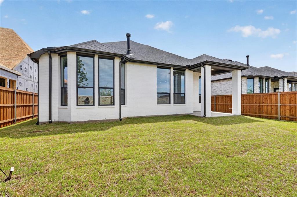 Trinity Falls - Residential