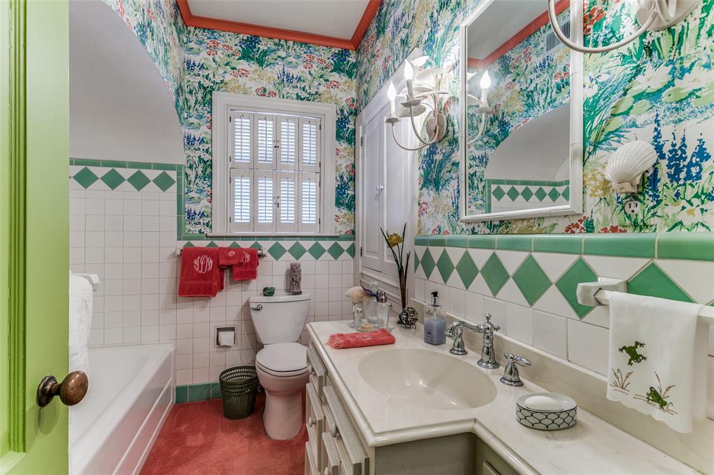 Francis Daniel - Residential