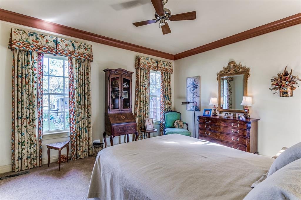 Francis Daniel - Residential