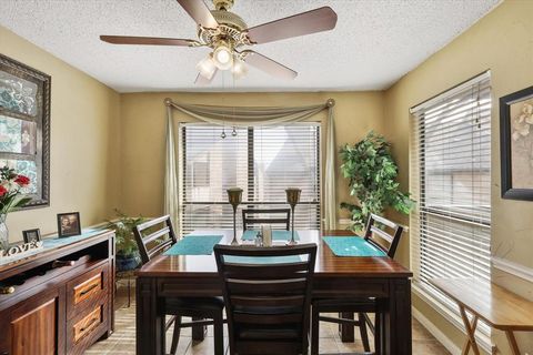 2107 Horizon Trail 3924 Arlington TX 76011
