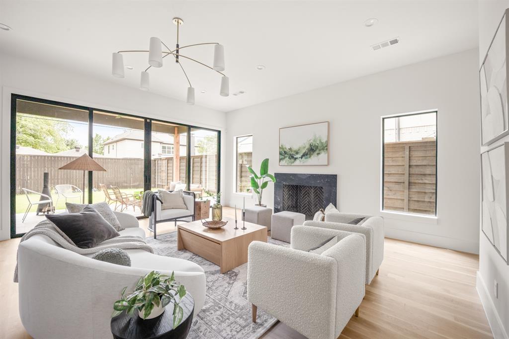 Bob -O-Link Downs 6 - Residential