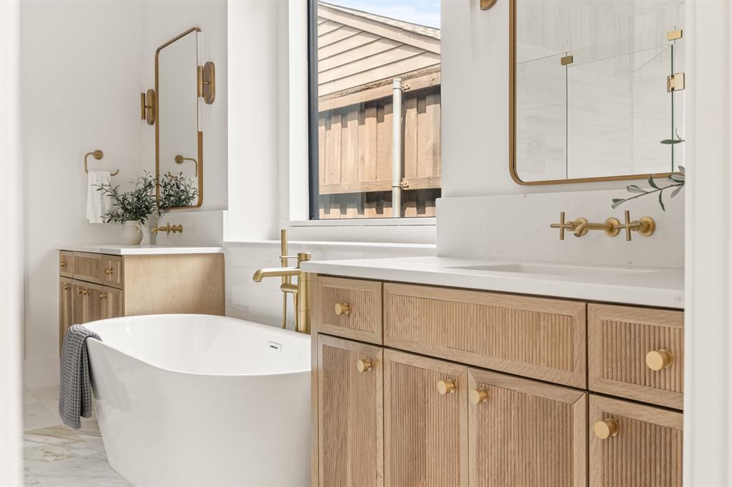 Bob -O-Link Downs 6 - Residential