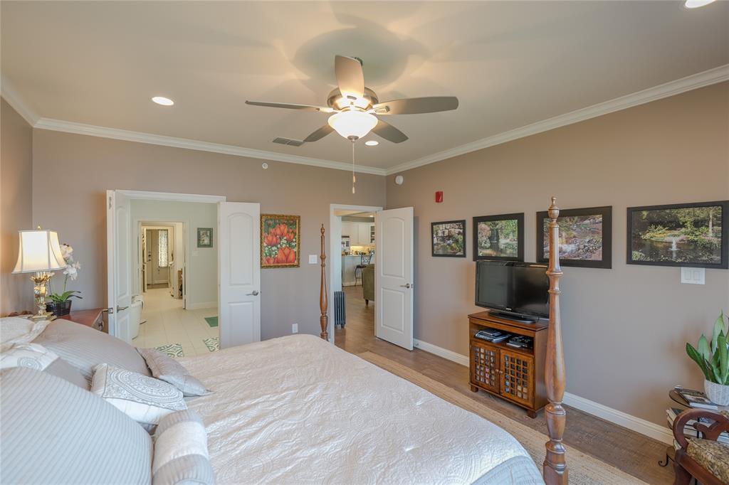 Waters Edge Condo - Residential