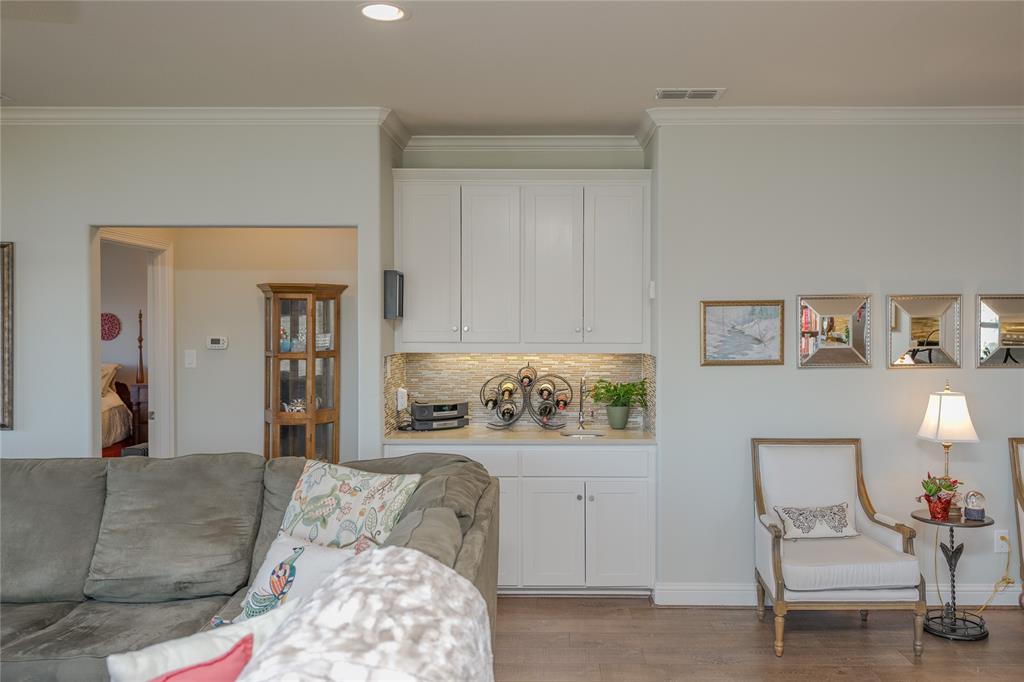 Waters Edge Condo - Residential