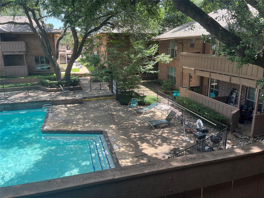 Hollows North Condo - Residential