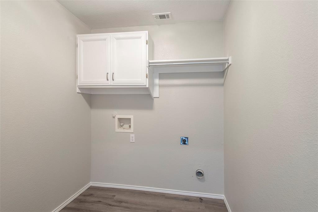 Country Ridge - Residential Lease