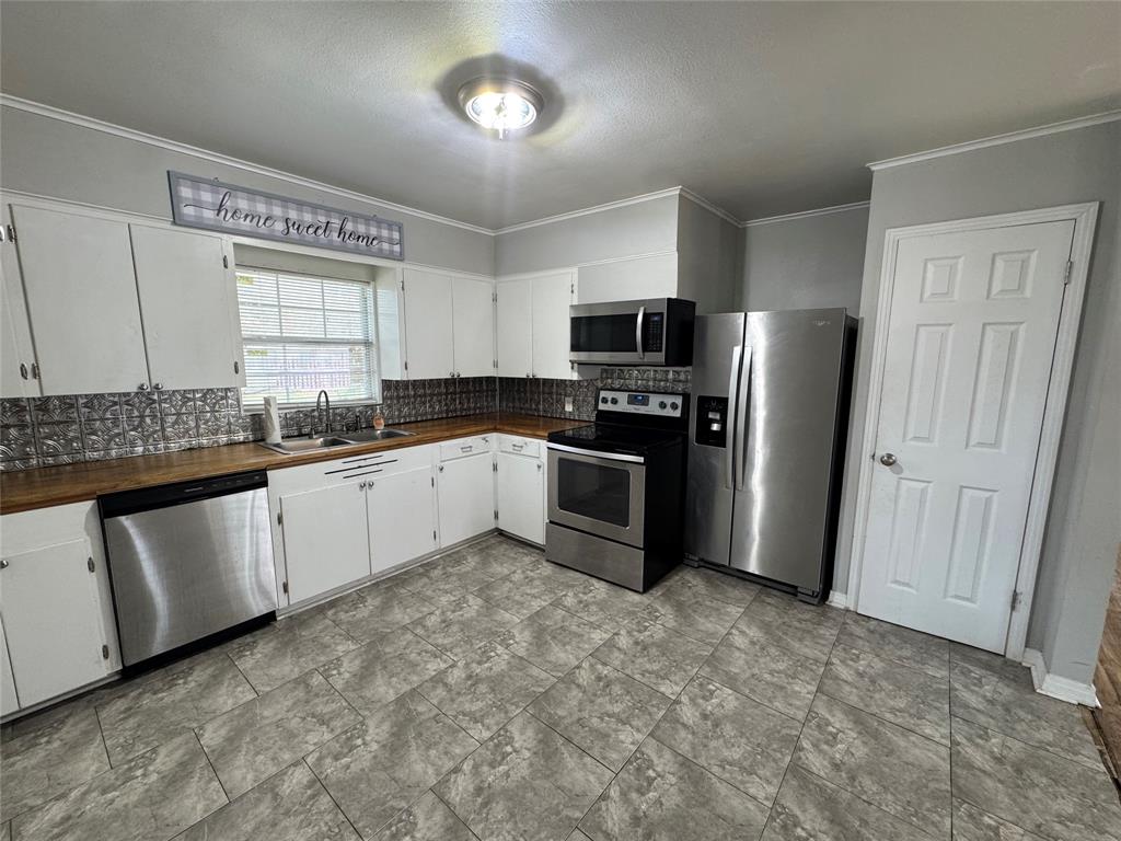 Bonnie Heights Add Resubdv Of - Residential