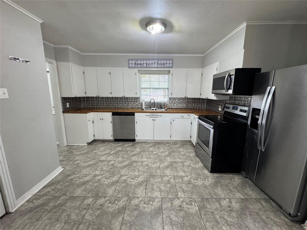 Bonnie Heights Add Resubdv Of - Residential