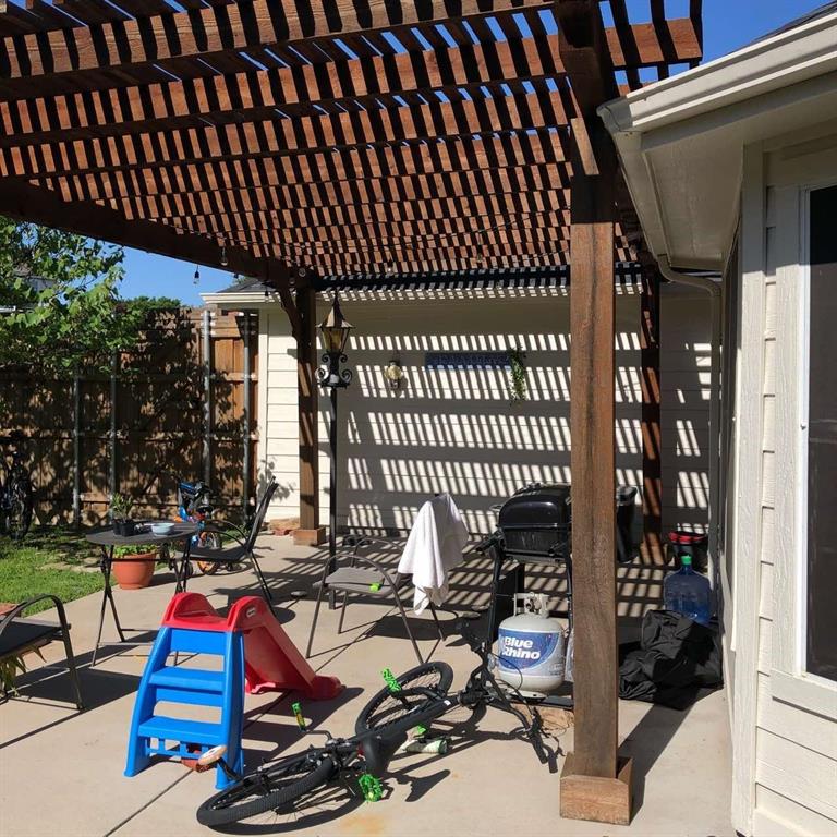 Shadow Lakes North Ph B - Residential Lease