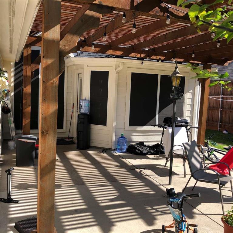 Shadow Lakes North Ph B - Residential Lease