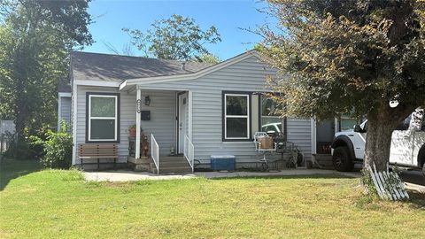 4924 Sandage Avenue Fort Worth TX 76115