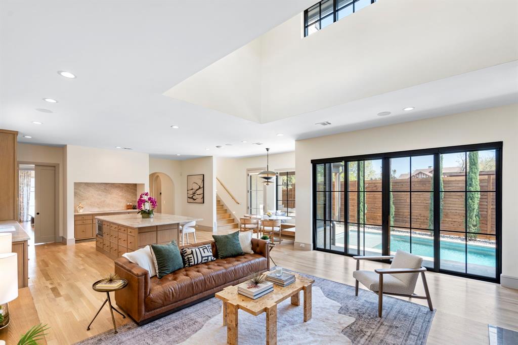 Lakeshore Hills Rev - Residential