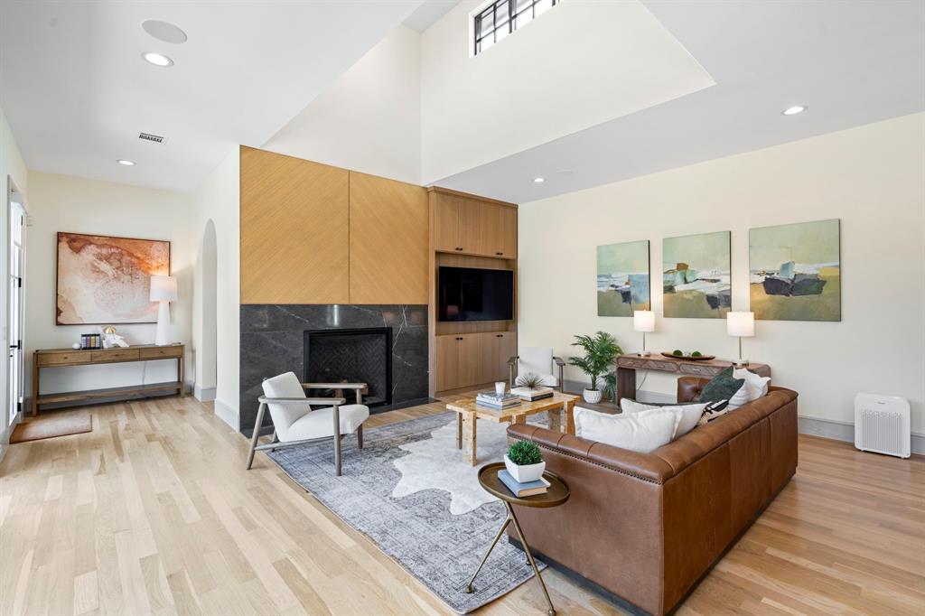 Lakeshore Hills Rev - Residential