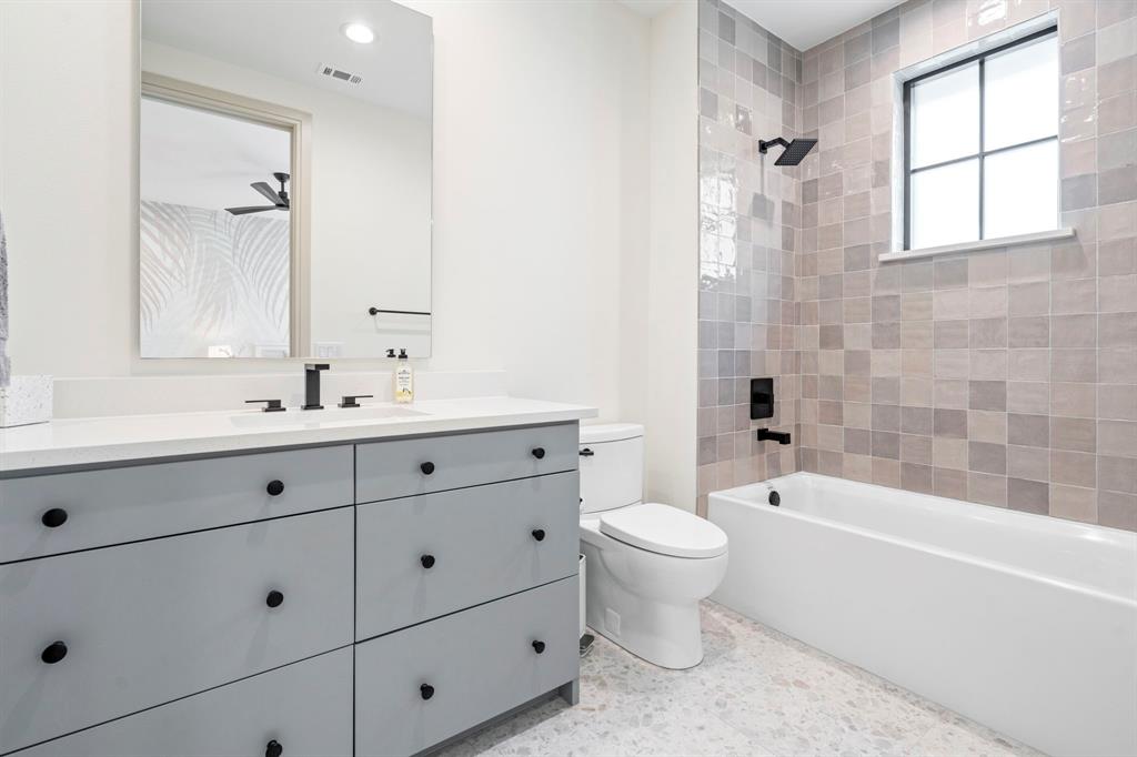 Lakeshore Hills Rev - Residential