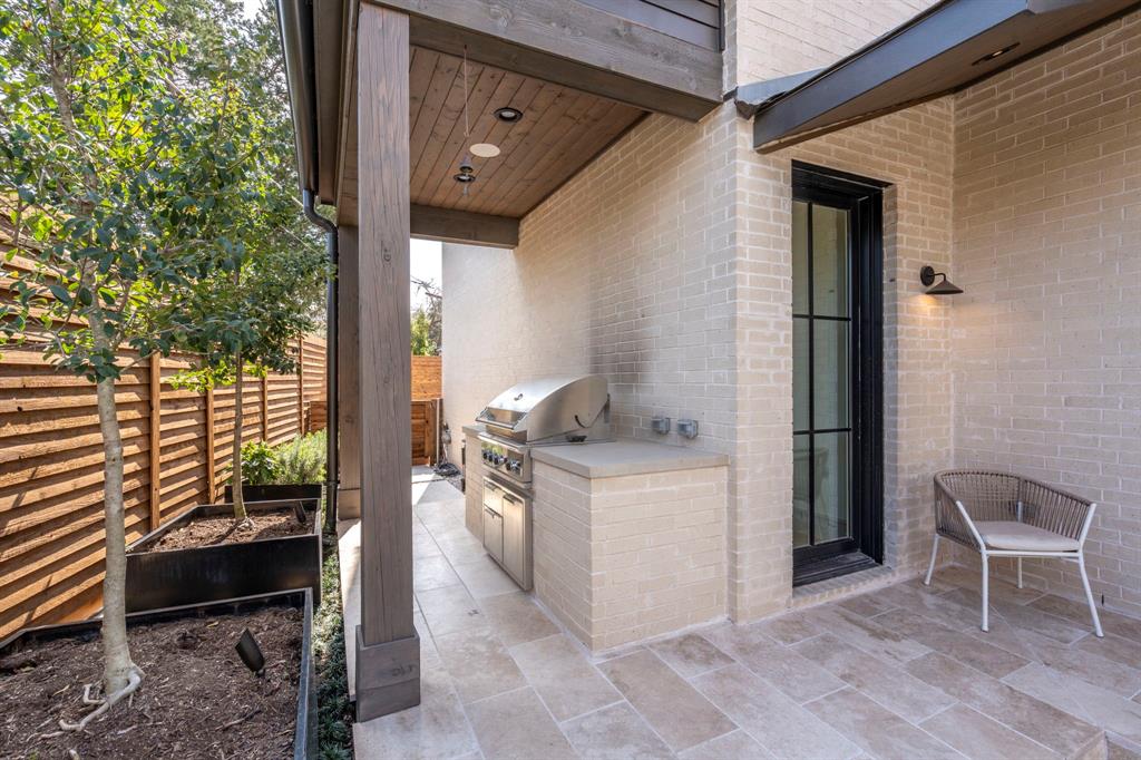 Lakeshore Hills Rev - Residential