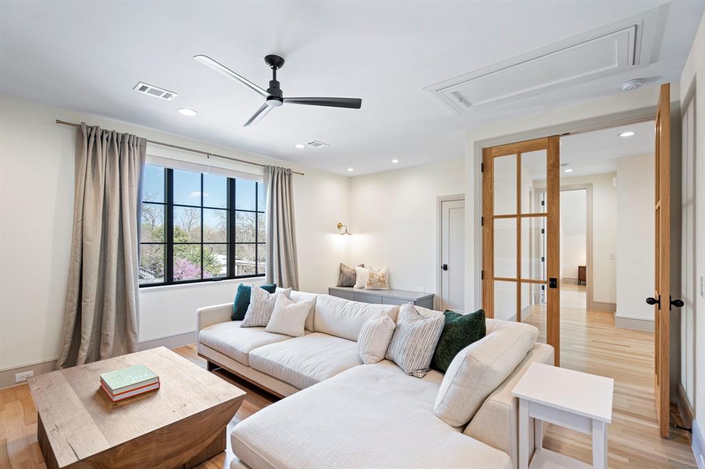 Lakeshore Hills Rev - Residential